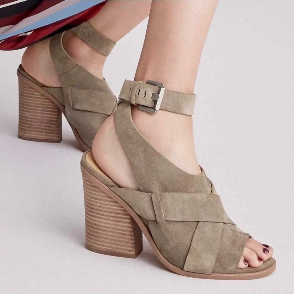 🆕 Marc Fisher mlvalen ankle sandal